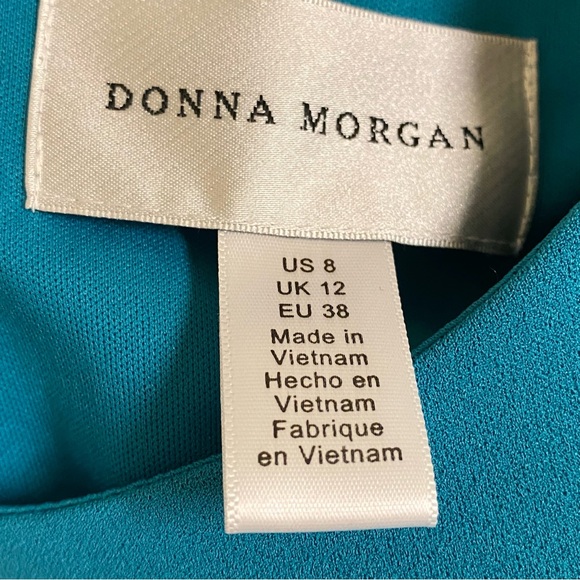 Donna Morgan Bell Sleeve Dress - Picture 6 of 6